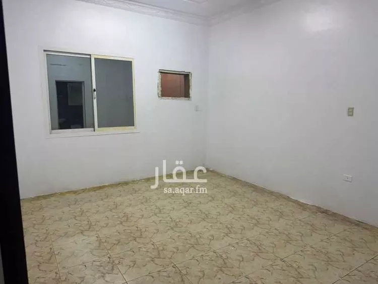 شقة للبيع في شارع محمد بن اميه, حي الزهور, مدينة الدمام, المنطقة الشرقية صورة 4