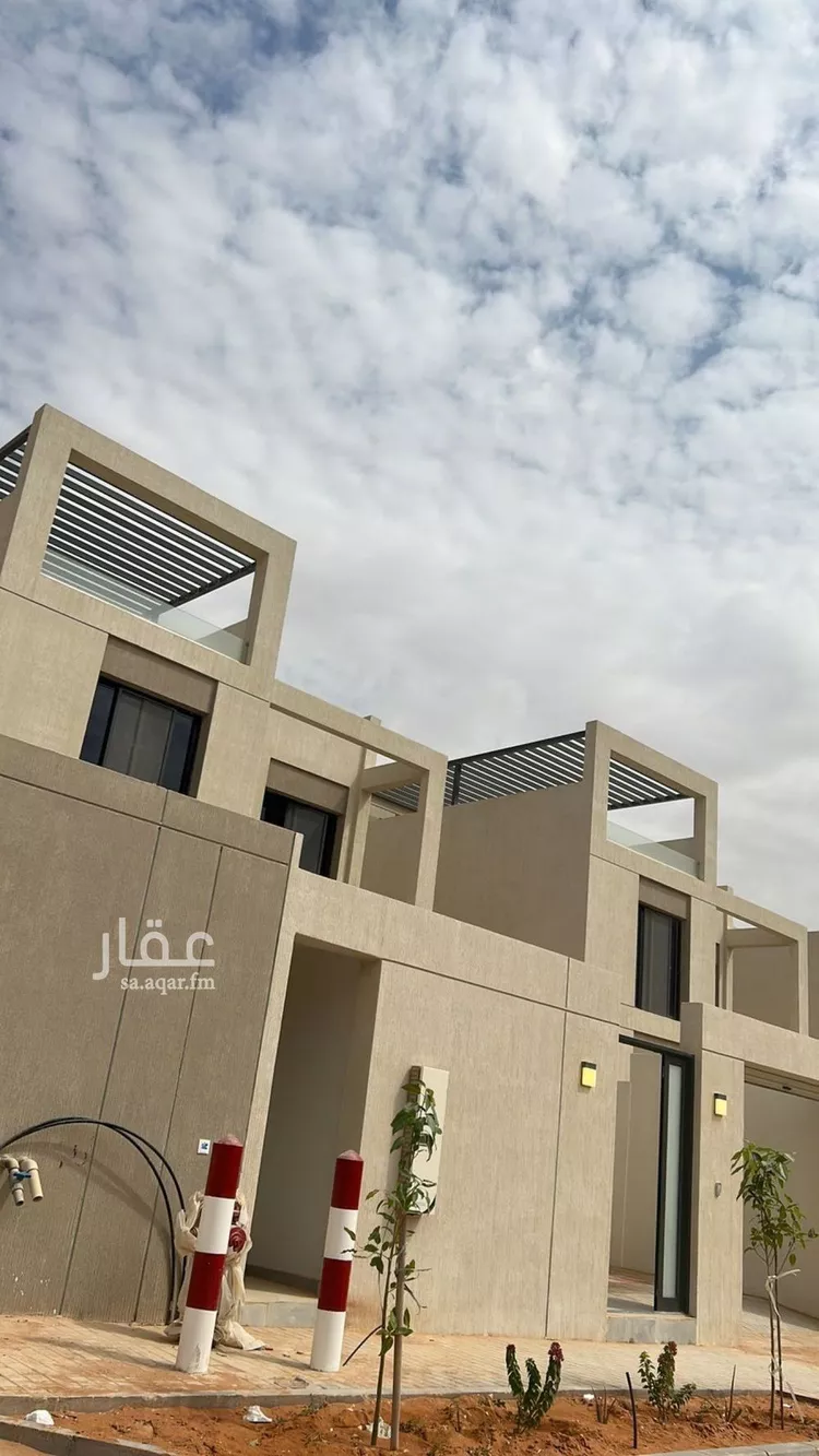 فيلا للبيع في حي مطار الملك خالد الدولي, مدينة الرياض, منطقة الرياض صورة 2