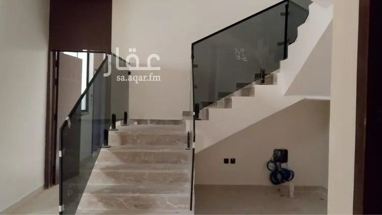 فيلا للبيع في شارع رقم 230, حي ظهرة لبن, مدينة الرياض, منطقة الرياض صورة 2