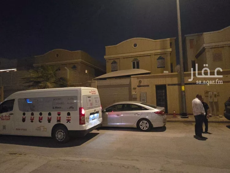 فيلا للبيع في شارع البحيرات, حي الرحمانية, مدينة الرياض, منطقة الرياض