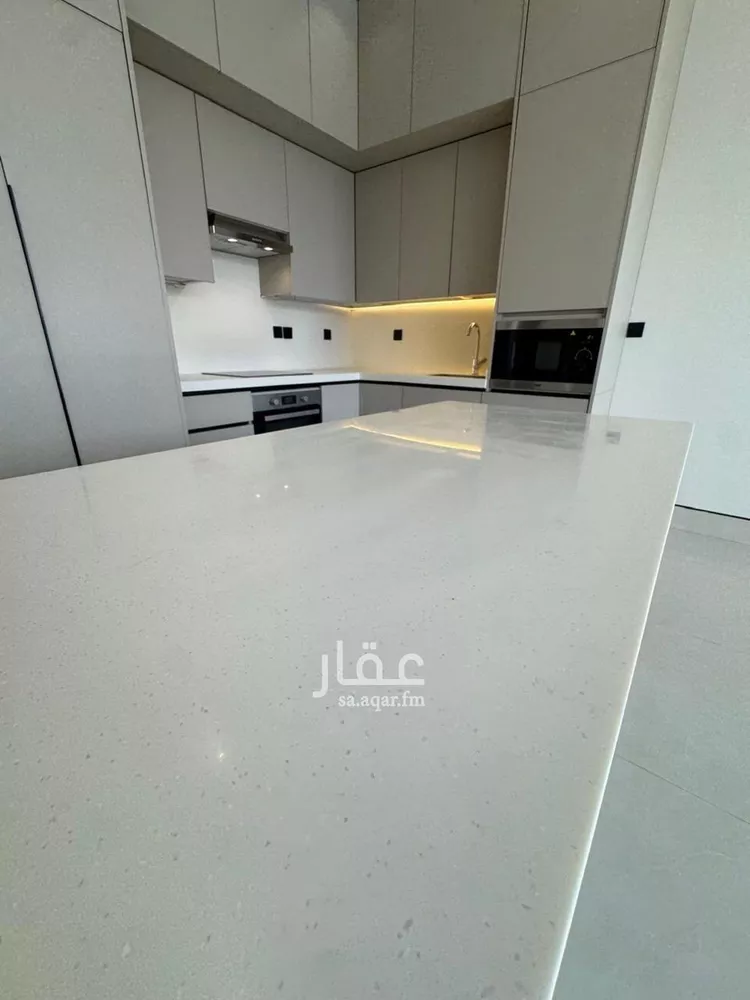 Floor for Rent in Riyadh Al Wadi ุตูุฑุฉ 2