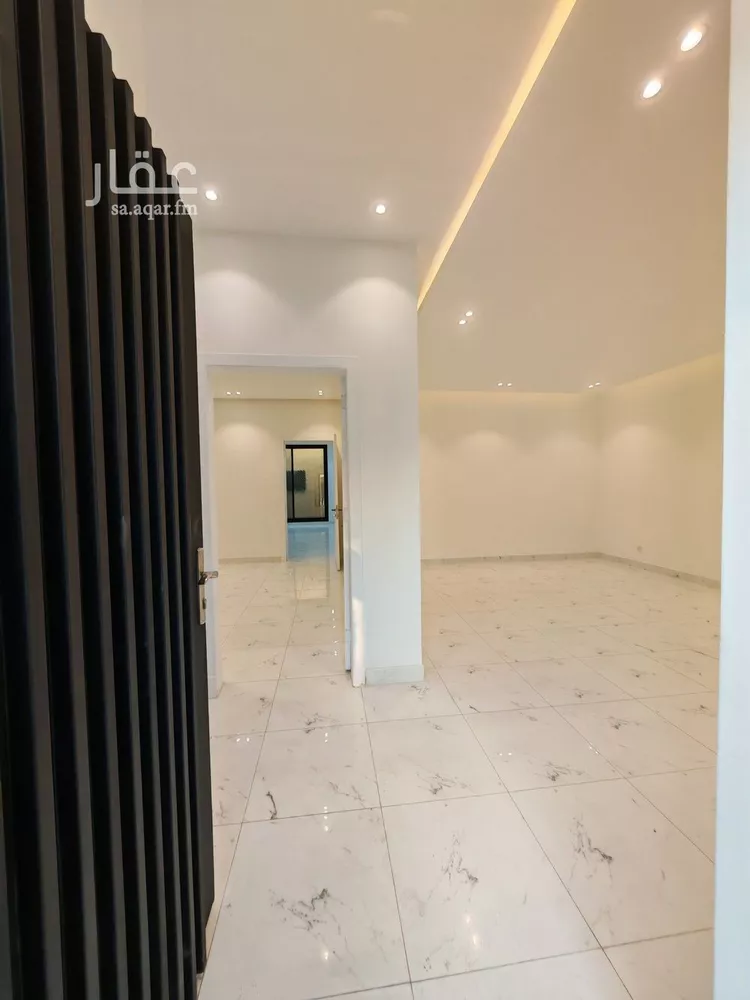 فيلا للبيع في شارع إسماعيل بن أبي اليسر, حي العارض, مدينة الرياض, منطقة الرياض صورة 4