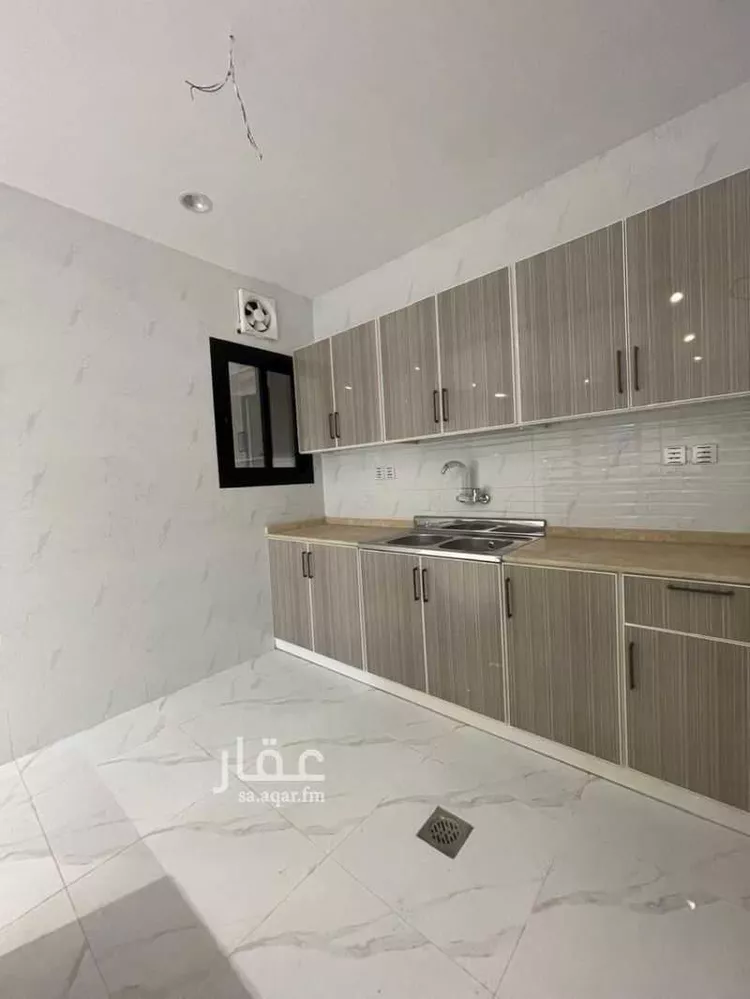 شقة للإيجار في شارع الحسن البدري, حي العزيزية, مدينة جدة, منطقة مكة المكرمة صورة 2