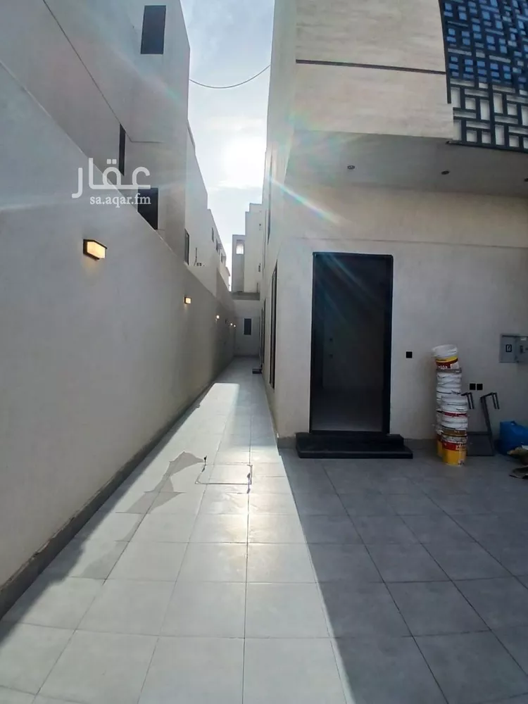 دور للبيع في شارع الذهبي, حي طويق, مدينة الرياض, منطقة الرياض صورة 4