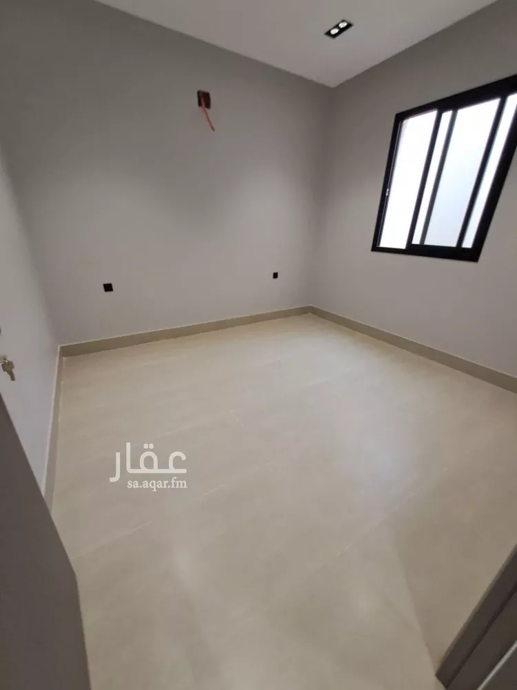 فيلا للبيع في شارع الطائرة, حي طويق, مدينة الرياض, منطقة الرياض 24