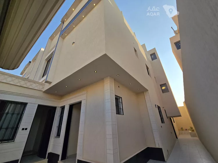 Villa for Sale in Riyadh Al Uraija Al Gharbiyah 12