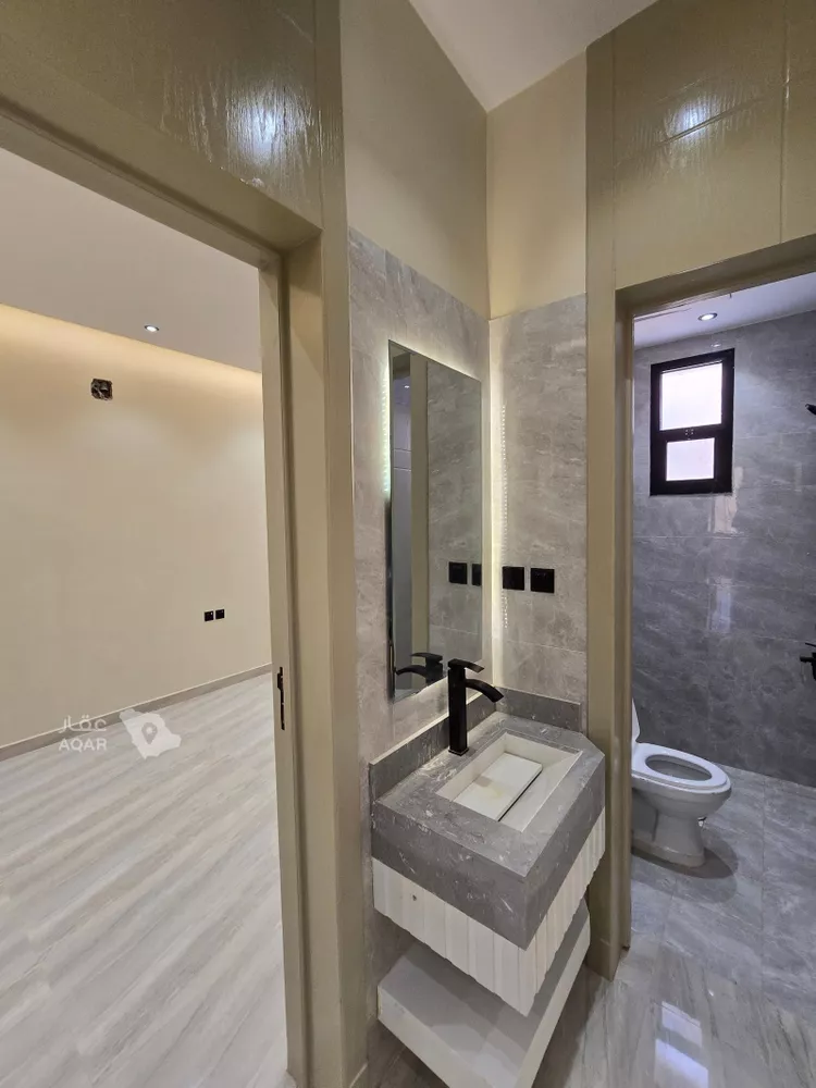 Villa for Sale in Riyadh Al Uraija Al Gharbiyah 27