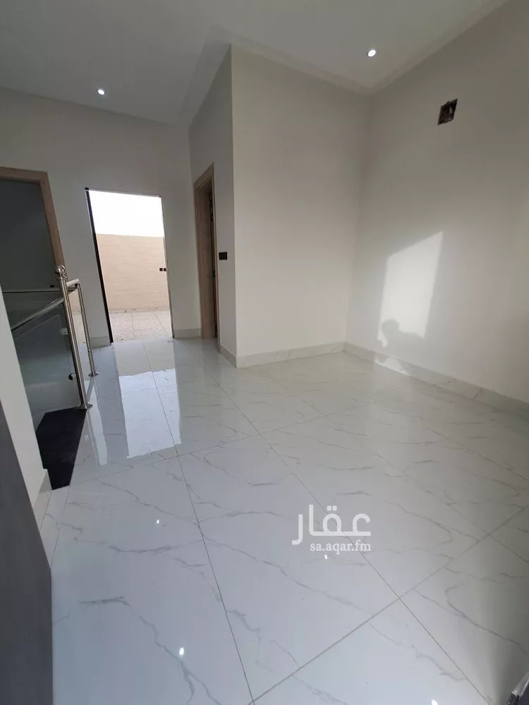 فيلا للبيع في شارع القضاء, حي العريجاء الغربي, مدينة الرياض, منطقة الرياض صورة 5