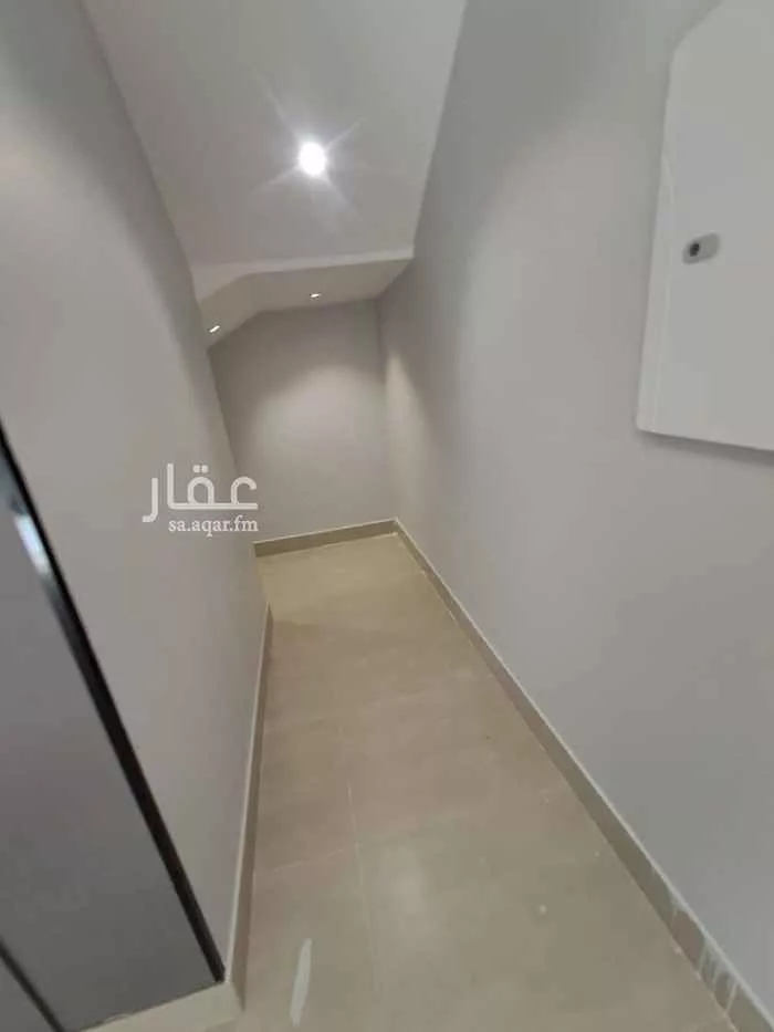 فيلا للبيع في شارع الطائرة, حي طويق, مدينة الرياض, منطقة الرياض 6