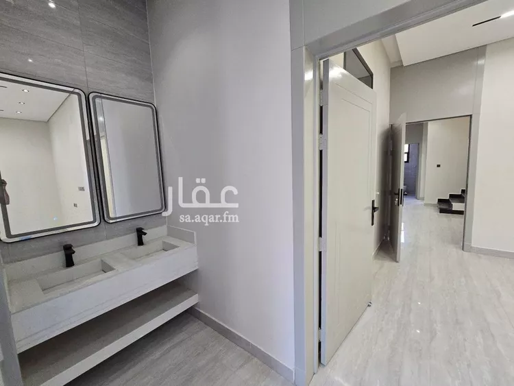 Villa for Sale in Riyadh Tuwaiq 8