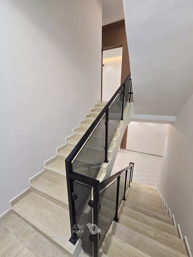 Villa for Sale in Riyadh Al Uraija Al Gharbiyah 25