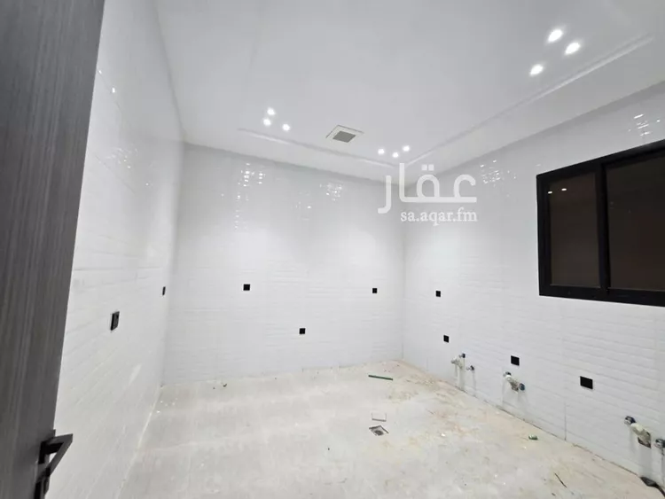 Floor for Sale in Riyadh Tuwaiq صورة 4