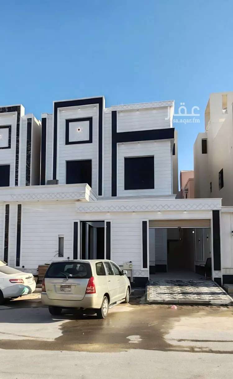 فيلا للبيع في شارع بيضاء نثيل, حي العريجاء الغربي, مدينة الرياض, منطقة الرياض 1 صورة