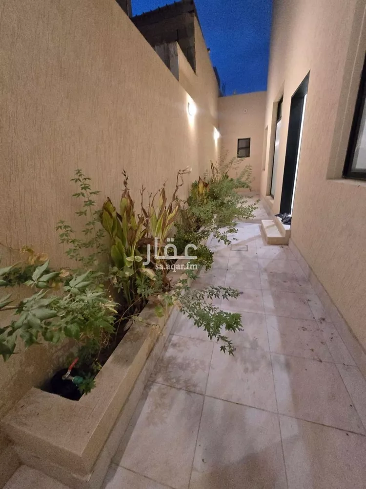 Floor for Sale in Riyadh Dhahrat Al Badi'ah صورة 4