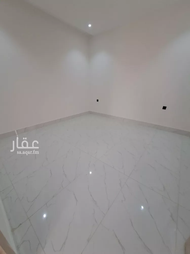 Villa for Sale in Riyadh Al Uraija Al Gharbiyah صورة 4