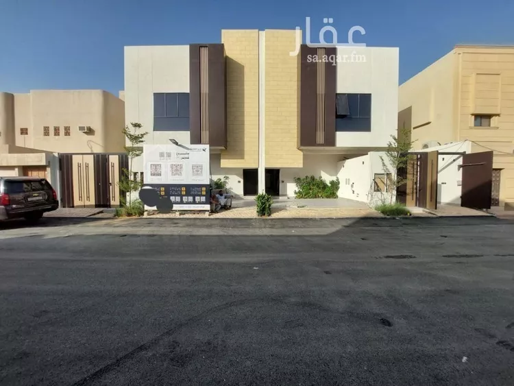 Floor for Sale in Riyadh Al Uraija Al Gharbiyah