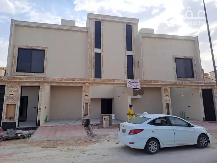 Floor for Sale in Riyadh Al Uraija Al Gharbiyah