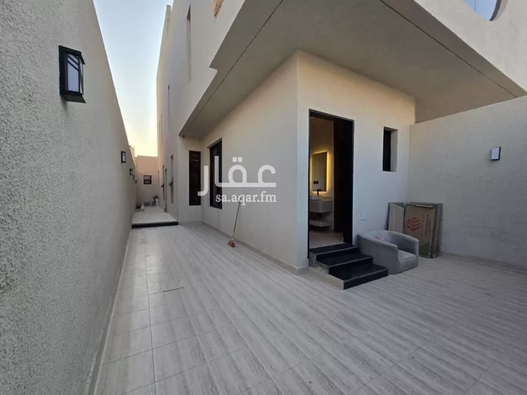 دور للبيع في شارع حسان الأسلمي, حي ظهرة البديعة, مدينة الرياض, منطقة الرياض 9