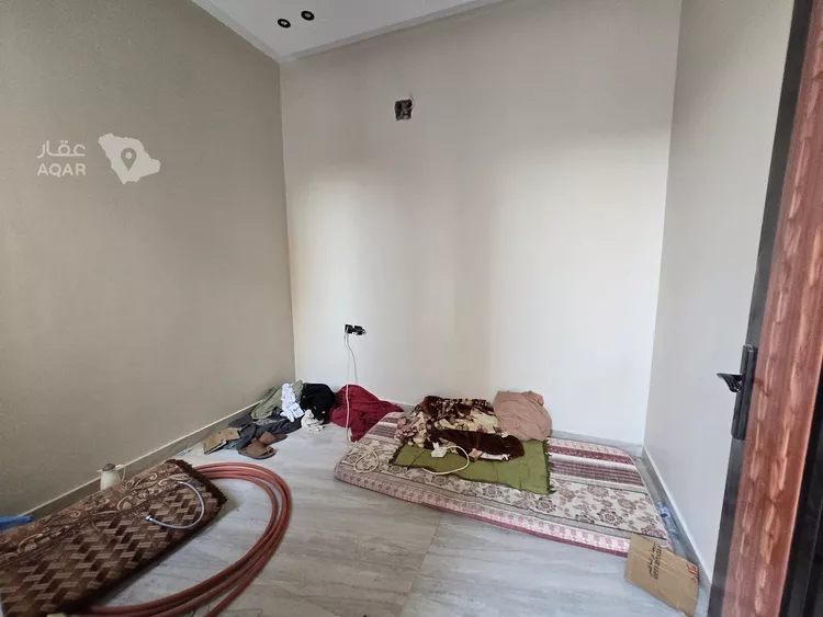 فيلا للبيع في شارع ابن خزرج, حي العريجاء الغربي, مدينة الرياض, منطقة الرياض 18