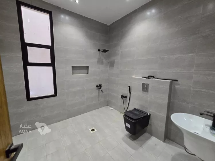 Villa for Sale in Riyadh Tuwaiq 8