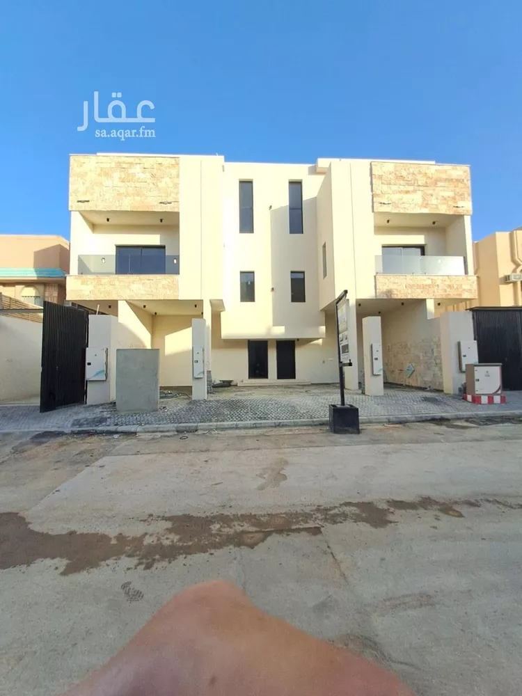 دور للبيع في شارع السبت, حي ظهرة البديعة, مدينة الرياض, منطقة الرياض 1 صورة