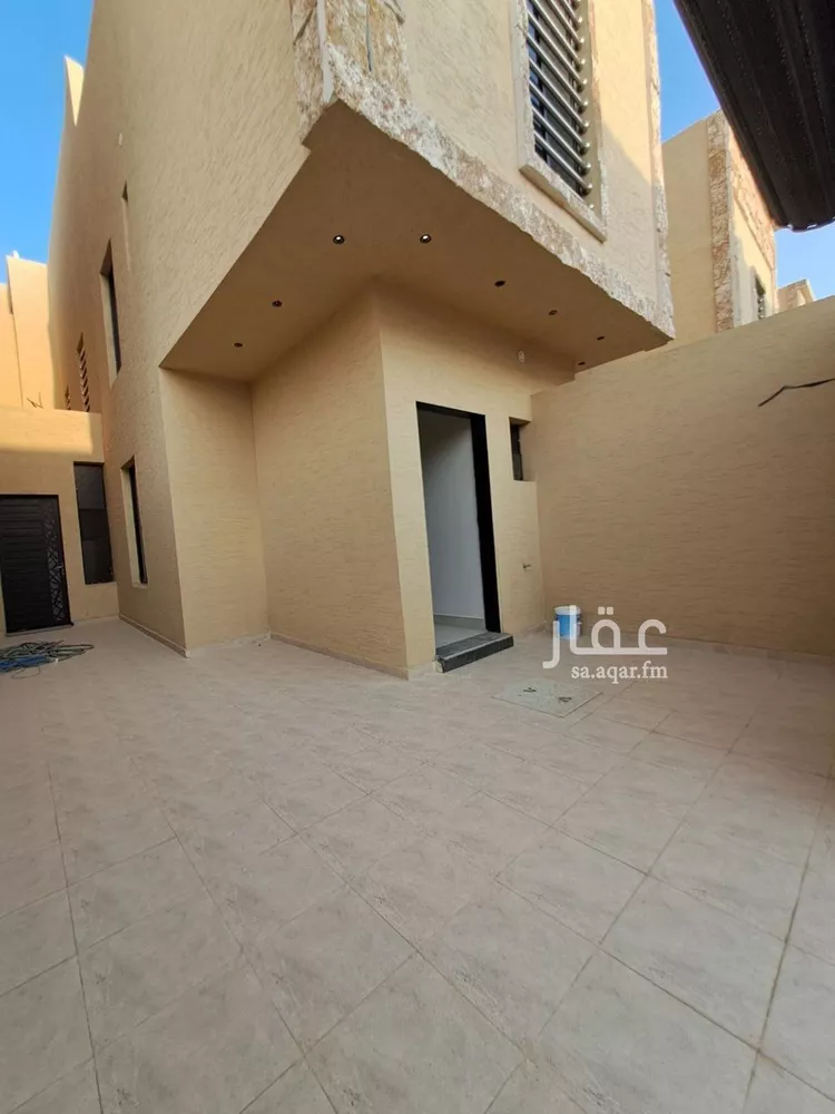 Floor for Sale in Riyadh Tuwaiq صورة 4