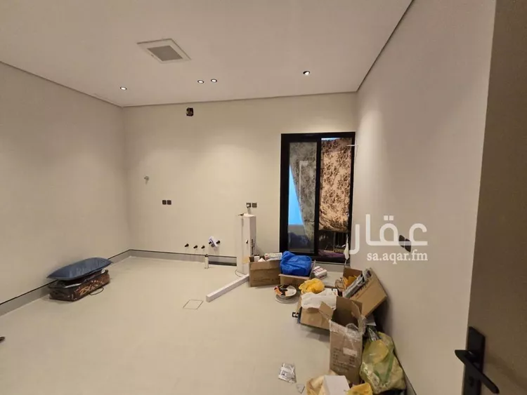 فيلا للبيع في شارع بيضاء نثيل, حي العريجاء الغربي, مدينة الرياض, منطقة الرياض 12