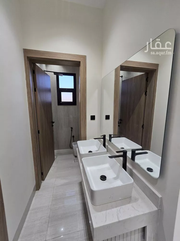 دور للبيع في شارع علي بن الخلال, حي طويق, مدينة الرياض, منطقة الرياض 18