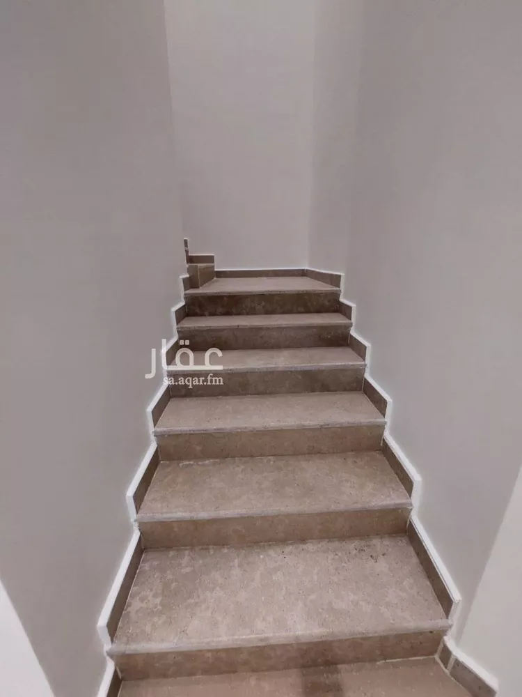 Villa for Sale in Riyadh Al Uraija Al Gharbiyah صورة 4