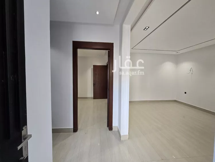 فيلا للبيع في شارع أبي كبير, حي العريجاء الغربي, مدينة الرياض, منطقة الرياض 11