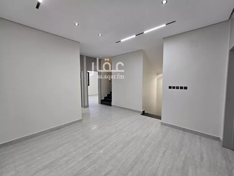Villa for Sale in Riyadh Tuwaiq 18
