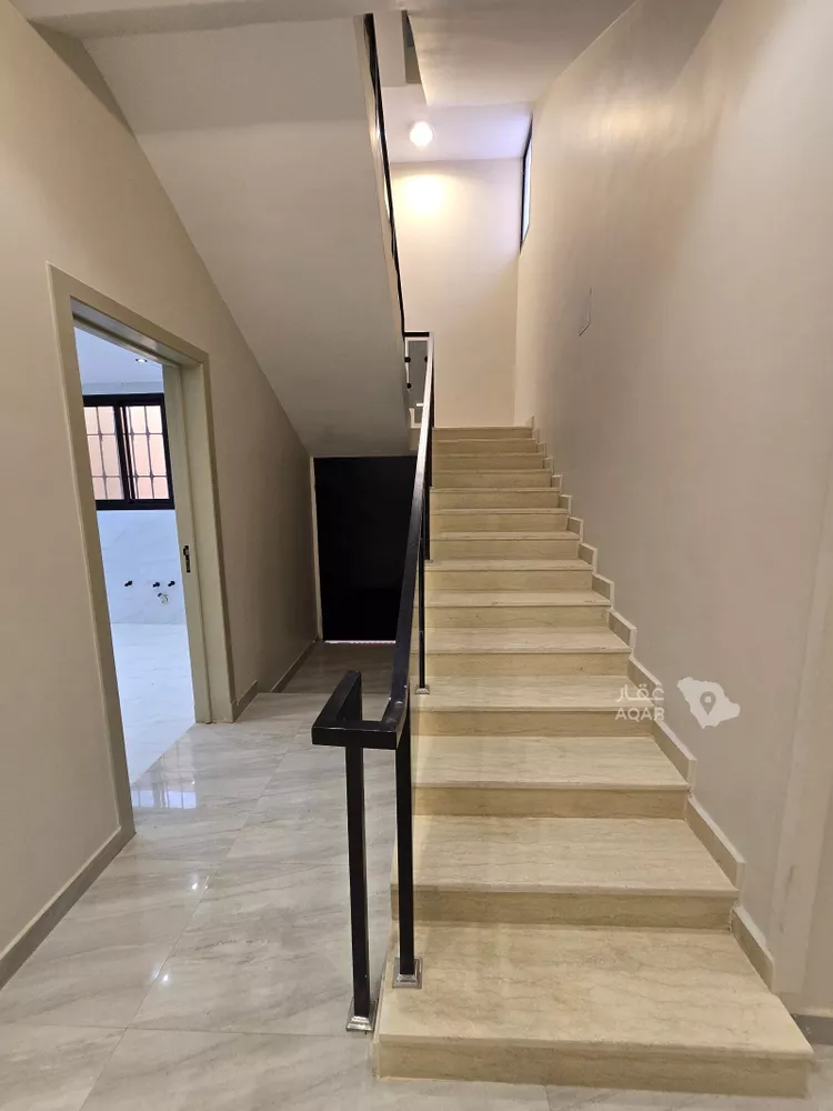 Villa for Sale in Riyadh Al Uraija Al Gharbiyah 28
