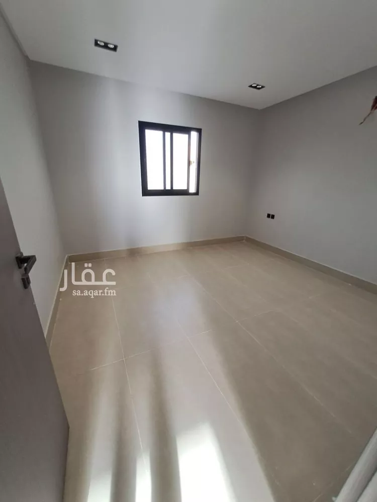 فيلا للبيع في شارع الطائرة, حي طويق, مدينة الرياض, منطقة الرياض 15