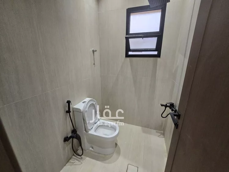 دور للبيع في شارع قدامة بن مضعون, حي العريجاء الغربي, مدينة الرياض, منطقة الرياض 10