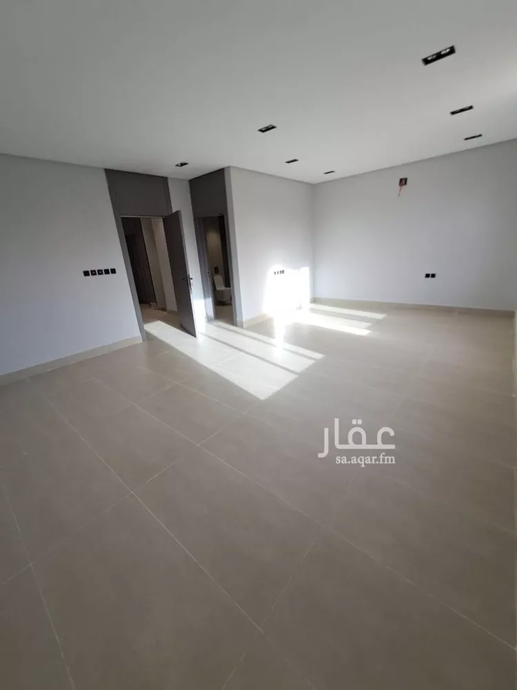 فيلا للبيع في شارع الطائرة, حي طويق, مدينة الرياض, منطقة الرياض 14