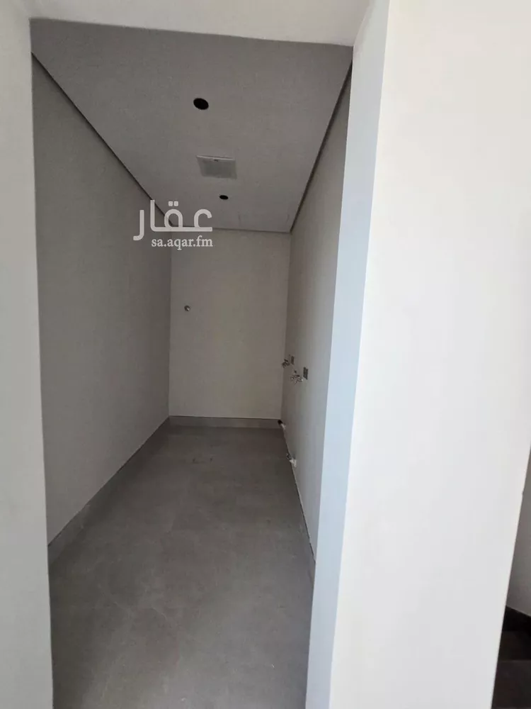فيلا للبيع في شارع بيضاء نثيل, حي العريجاء الغربي, مدينة الرياض, منطقة الرياض 19
