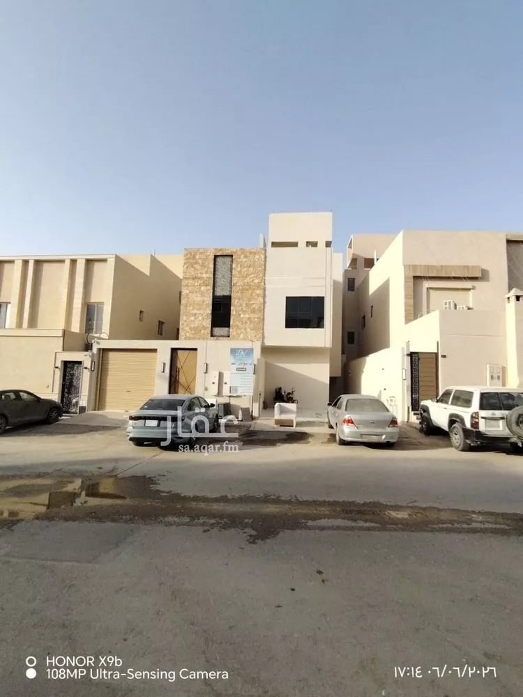 دور للبيع في شارع المقضاة, حي الحزم, مدينة الرياض, منطقة الرياض