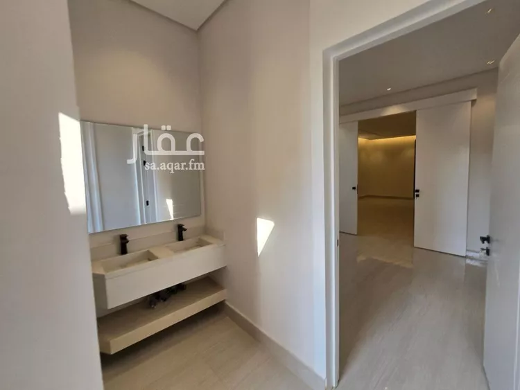 Villa for Sale in Riyadh Tuwaiq 16