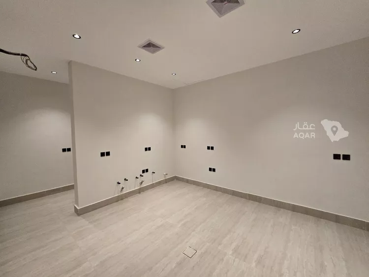 فيلا للبيع في شارع الأصداف, حي الحزم, مدينة الرياض, منطقة الرياض 12