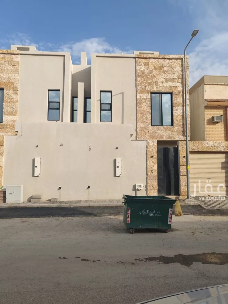 Villa for Sale in Riyadh Al Uraija Al Gharbiyah
