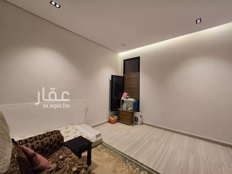 دور للبيع في شارع حسان الأسلمي, حي ظهرة البديعة, مدينة الرياض, منطقة الرياض 11