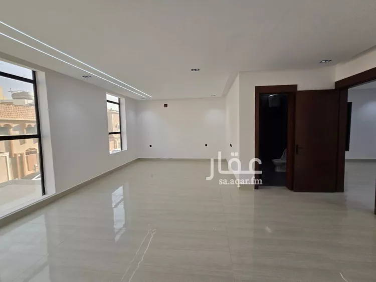 فيلا للبيع في شارع أبي كبير, حي العريجاء الغربي, مدينة الرياض, منطقة الرياض 15