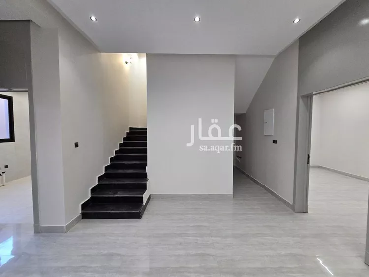 Villa for Sale in Riyadh Tuwaiq 7
