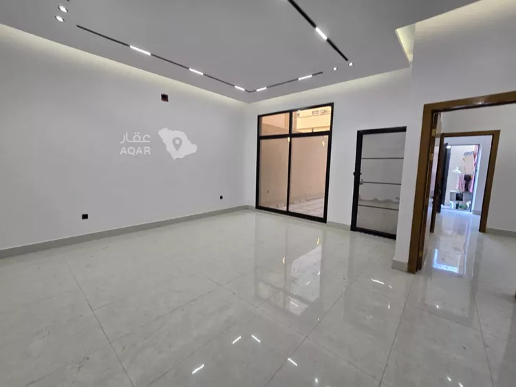 Villa for Sale in Riyadh Tuwaiq 15