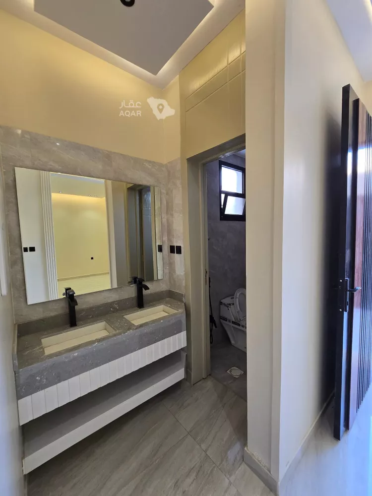 Villa for Sale in Riyadh Al Uraija Al Gharbiyah 20