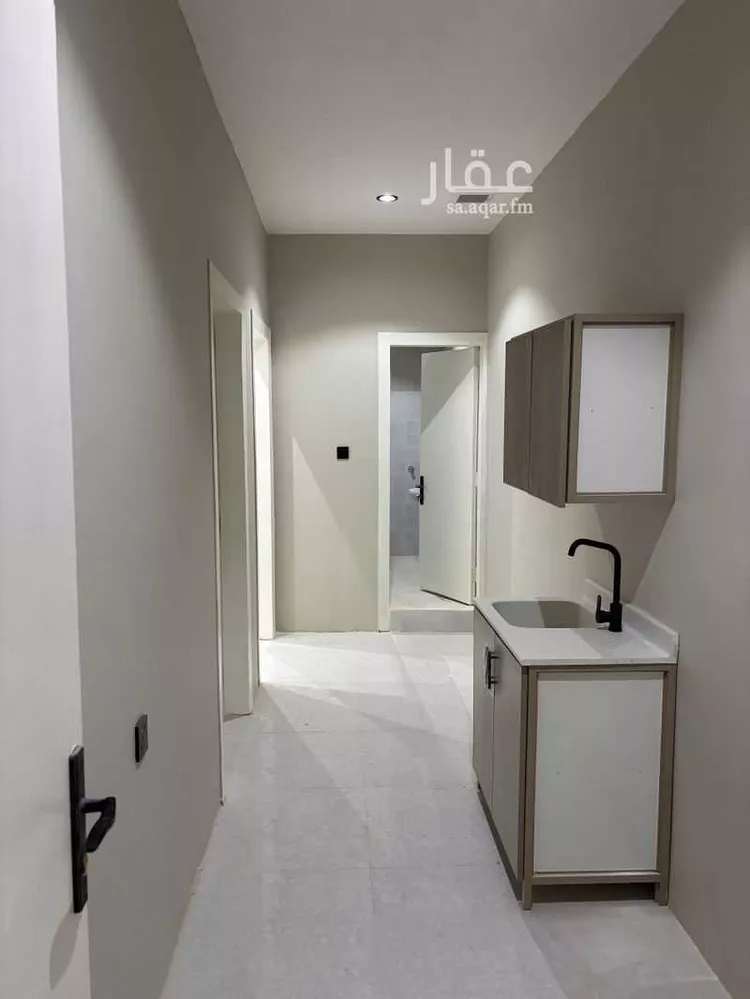 شقة للإيجار في شارع محايل, حي الجنادرية, مدينة الرياض, منطقة الرياض صورة 2