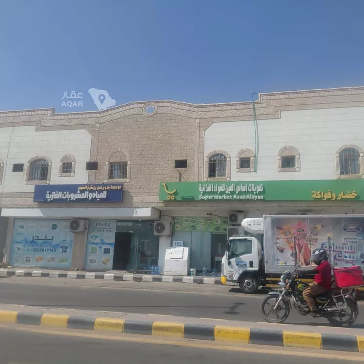 عمارة للإيجار في حي العيينة, مدينة العيينة, منطقة الرياض