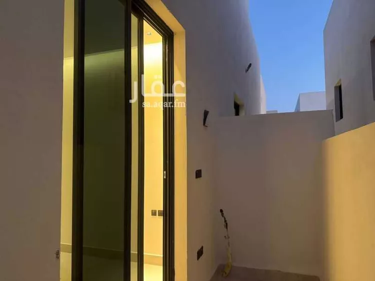 Villa for Sale in Riyadh Al Qirawan 18