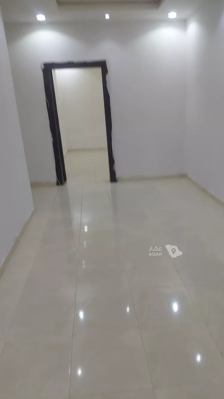 عمارة للإيجار في حي العيينة, مدينة العيينة, منطقة الرياض 12