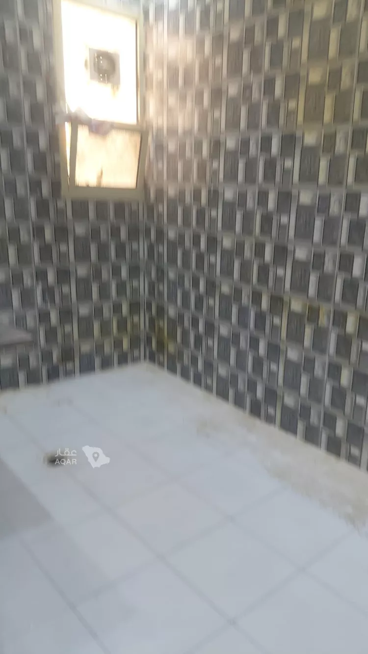 عمارة للإيجار في حي العيينة, مدينة العيينة, منطقة الرياض 14